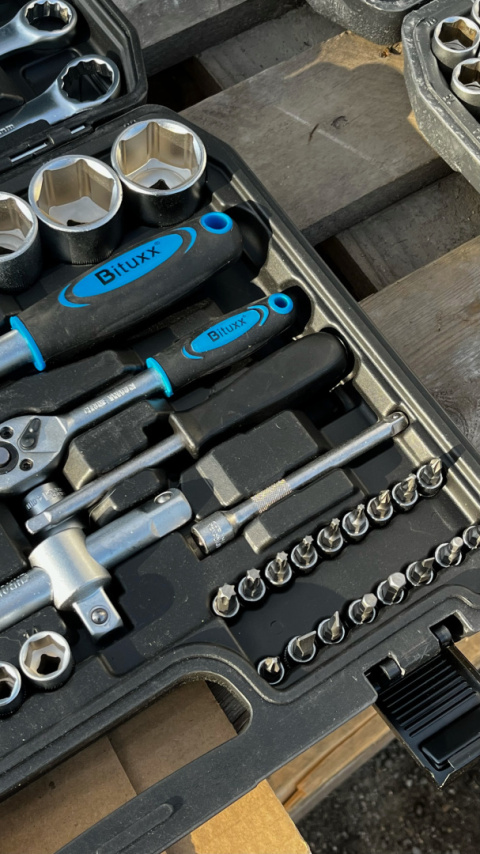 zestaw kluczy nasadowych 108 el crv bituxx grzechotki torx w walizce