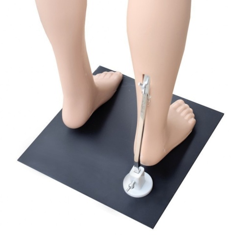 manekin męski całopostaciowy wystawowy realistyczny cielisty 190 cm m/l